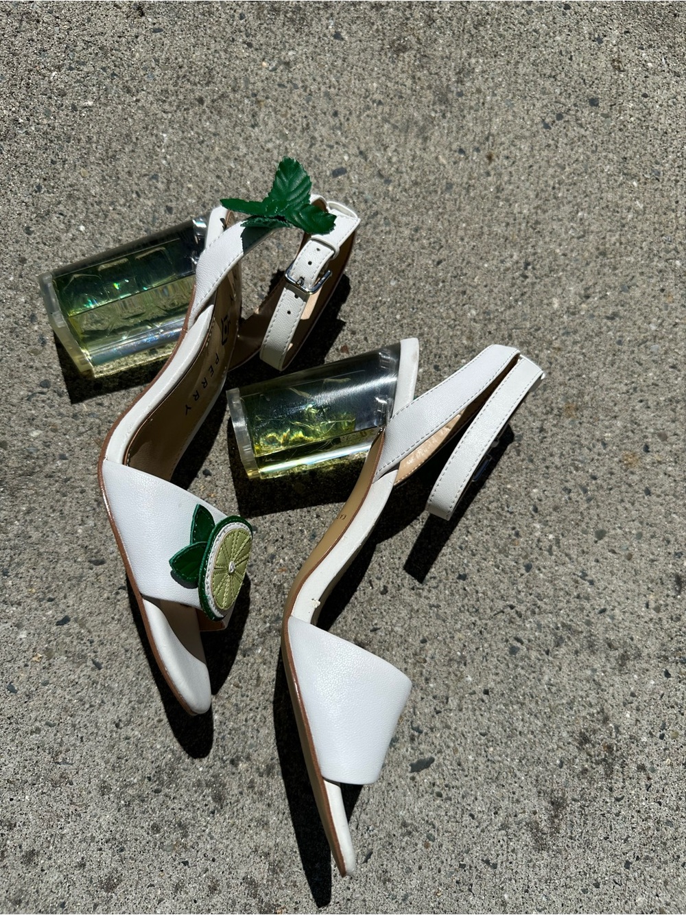 Katy Perry Collections White Sandals with Lime Appliqué - Picture 3 of 4